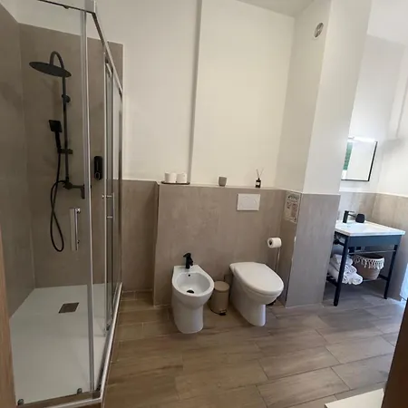 Gasthof Residentillo-private Ensuite Vercelli